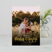 Carte De Vœux En Aluminium Script moderne Festif et Joyful Red Polka Dot (Debout devant)