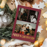 Carte De Vœux En Aluminium Simple Noël Rouge Vertical 3 Photo | Or<br><div class="desc">Ce simple rouge de Noël vertical 3 photo | Carte de vacances en feuille d'or est parfait pour votre accueil de Noël de luxe moderne. La police festive décontractée mais classique est faite avec de l'or pressé de qualité supérieure en papier d'aluminium, permettant un look rustique minimaliste brillant. Le Lettering...</div>
