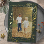 Carte De Vœux En Aluminium Vert et or de la forêt | Noël photo verticale<br><div class="desc">Cartes de Noël élégantes avec une photo verticale dans un cadre botanique doré. Couleur vert foncé avec des accents de papier métallique. Mes plus beaux voeux !</div>