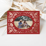 Carte De Vœux En Aluminium Vintage Holly Berries Photo Christmas Red<br><div class="desc">Ce carte photo de vacances classique et élégant dispose de notre feuillage d'hiver dessiné à la main qui encadre la photo et le type courbé. L'arrière comprend un motif assorti avec photo et texte supplémentaire.</div>