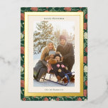 Carte De Vœux En Aluminium Vintage Rustic Green Floral Photo de famille de No<br><div class="desc">Envoyez vos salutations de vacances avec une élégance intemporelle en utilisant cette Vintage carte de vacances Rouge et Vert Floral de Noël Famille Photo Gold Foil. Inspiré par les motifs botaniques emblématiques de William Morris, le design présente des fleurs verdoyantes au charme rustique, ajoutant une touche classique à votre photo...</div>