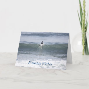 Carte de voeux pour l'anniversaire du surfer