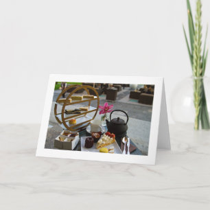 Carte de voeux vierge pliée à thé l'après-midi