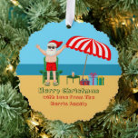 Carte Décorative Plage Santa Claus Cute Custom Joyeux Noël<br><div class="desc">Cette jolie carte de décoration de Noël personnalisée en juillet fait la marque de fête d'été parfaite pour un bain de plage ou un cadeau de rassemblement de piscine. Faites-en une extravagance amusante sur le thème du pôle nord avec le Père Noël dans ses maillots de bain à côté d'un...</div>