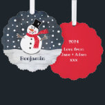 Carte Décorative Snowman de Noël personnalisé<br><div class="desc">Cette scène de neige de Noël de bonhomme de neige est imprimée d'un collage conçu par Helen McCartney Designs.</div>