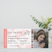 Carte d'embarquement monogramme save the date tick (Debout devant)