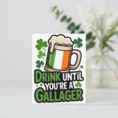 Carte d'humour de boisson pour la Saint-Patrick (Debout devant)