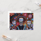 Carte Dia de los Muertos Tres Amigos Mariachi (Devant/Arrière en situation)