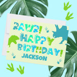 Carte Dinosaure Nom personnalisé et texte Enfant plat An<br><div class="desc">Cette carte d'anniversaire plate et colorée présente des silhouettes de dinosaures et un texte sur le thème des dinosaures fantaisistes qui dit : "Rawr! Joyeux anniversaire" et un nom personnalisé. Le texte en arrière dit : "Je vous souhaite une journée sauvage et merveilleuse." Cette carte amusante présente des teintes complémentaires...</div>