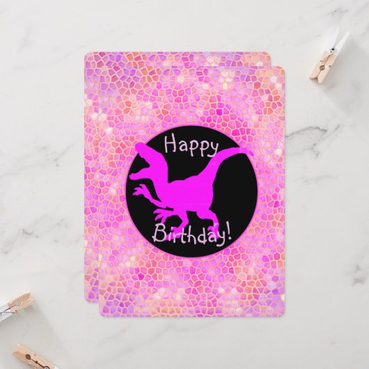 Carte Dinosaure Rose Cachez Un Joyeux Anniversaire ! (Devant/Arrière en situation)