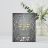 Carte d'invitation à l'inscription scolaire sur ta (Debout devant)