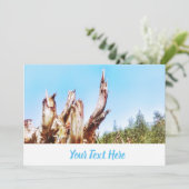 Carte d'invitation avec souche d'arbre d'eucalyptu (Debout devant)
