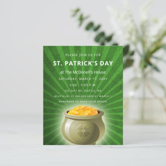 Carte d'invitation Budget Pot d'or St Patrick (Debout devant)
