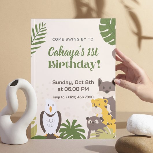 Carte d'invitation d'anniversaire avec illustratio