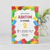 Carte d'invitation d'anniversaire Blocs de constru (Debout devant)