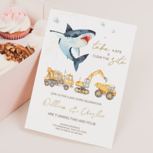 Carte d'invitation d'anniversaire conjoint requin 