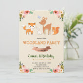 carte d'invitation d'anniversaire de forêt (Debout devant)
