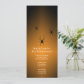 Carte d'invitation de Halloween d'araignée de noir (Debout devant)