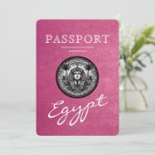 Carte d'invitation de mariage au passeport Magenta (Debout devant)
