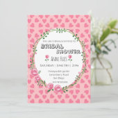 Carte d'invitation de mariage avec fleurs et cœurs (Debout devant)