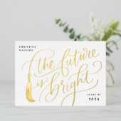 Carte d'invitation de remise de diplôme en papier (Debout devant)