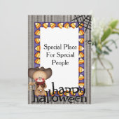 Carte d'invitation Halloween (Debout devant)