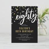 Carte d'invitation pour les 80 ans noir et or mode (Debout devant)
