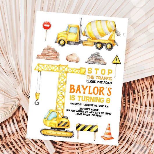 Carte d'invitation pour les 8 ans sur le thème Con