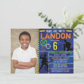 Carte d'invitation pour une fête d'anniversaire Ph (Debout devant)