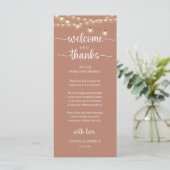 Carte d'invité de réception rustique "Bienvenue et (Debout devant)