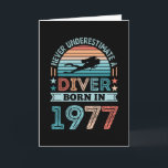 Carte Diver born 1977 50th Birthday Diving Gift Dive Fan<br><div class="desc">Never underestimate a Diver born en 1977. Ideal 50th Birthday Gift for a 50 years old diving enthusiast who loves to dive in the Ocean. Retro present for Men,  Women,  Your dad on Father's Day.</div>