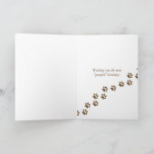 Carte dog paw in man hand (Intérieur)