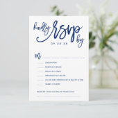 Carte d'options RSVP de mariage à main chic marine (Debout devant)