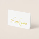 Carte Dorée Élégant Merci or de police calligraphique<br><div class="desc">Un design élégant avec les mots "merci" dans une police calligraphique attrayante sur le devant inférieur en feuille d'or véritable. Un design polyvalent que vous pouvez utiliser pour n'importe quelle occasion quand vous voulez remercier quelqu'un de spécial! Idéal pour les mariages. Disponible également en feuille d'argent réel.</div>