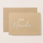 Carte Dorée Feliz Navidad Elegant Espagnol Joyeux Noël<br><div class="desc">Cette carte de Noël élégante est parfaite pour les hispanophones,  les étudiants et les enseignants ! L'expression "feliz Navidad" ("joyeux Noël") est en papier d'argent réel,  dans une combinaison de lettres manuscrites de style bloc et écriture. L'intérieur de la carte est vide pour votre message personnel.</div>