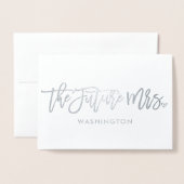 Carte Dorée Le futur Mme (Dernier nom futur) Script Foil (Devant avec enveloppe)