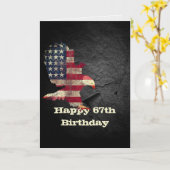 Carte Drapeau et aigle à tête blanche pour 67e anniversa (Fleur jaune)