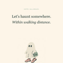 Drôle de fantôme d'Halloween à distance de marche