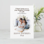 Carte drôle de la fête des mères de la part de la (Debout devant)