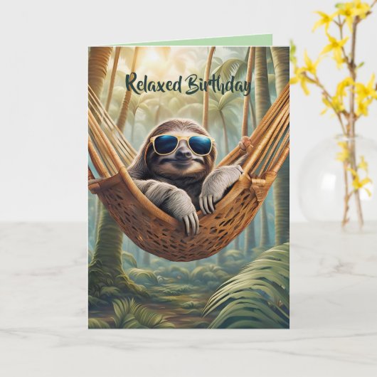 Carte Drôle paresse avec lunettes de soleil dans un hama (Fleur jaune)