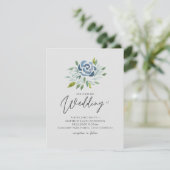 Carte Dusty Blue Floral Mariage Élégant budget moderne (Debout devant)