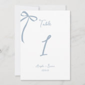 Carte Dusty Blue Main dessinée Bow Mariage Numéro de tab (Devant)