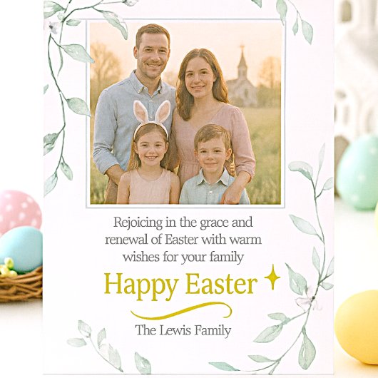 Carte Easter Family Photo with Greenery 