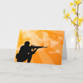 Carte Éclat vers le bas sur le soldat (Fleur jaune)