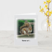 Carte Écureuil affamé à la recherche d'un cadeau gratuit (Fleur jaune)