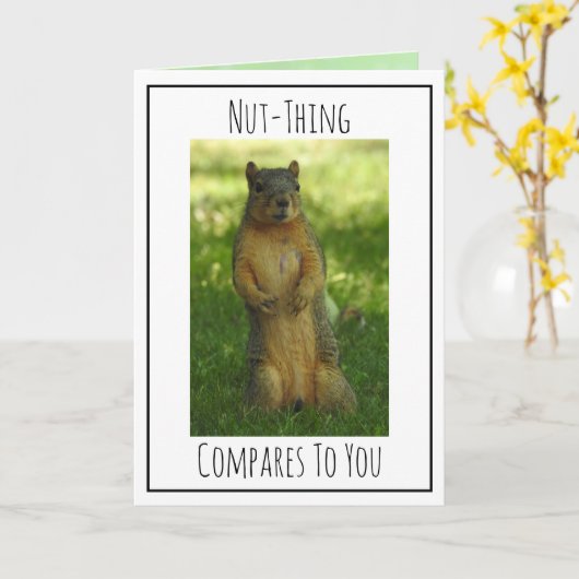 Carte Écureuil mignon et flirteur | Je t'aime (Fleur jaune)