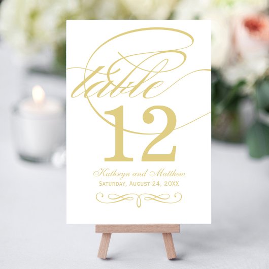 Carte élégante de numéro de table en calligraphie 