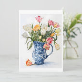Carte Elégantes Tulipes d'aquarelle dans Vase Blue Delft (Debout devant)