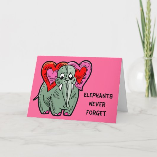 Carte Éléphant avec l'anniversaire de coeurs (Devant)