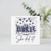 Carte Elle l'a fait ! Félicitations pour la remise des d (Debout devant)